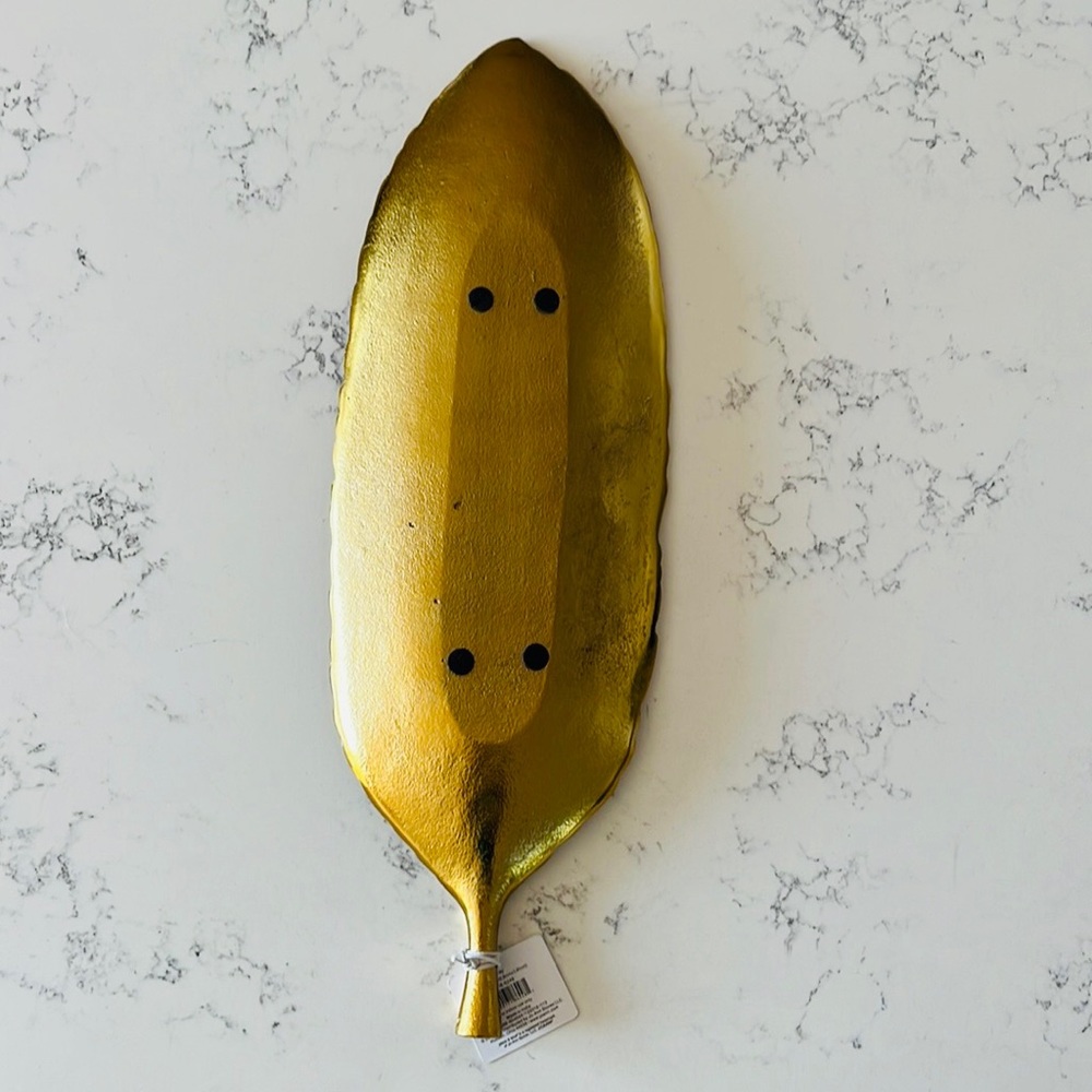 Place & Time Summer long Leaf Tray-Gold - Picture 11 of 14